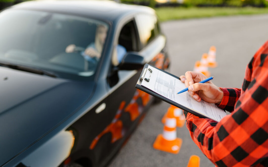 Choisir une auto-école à La Seyne-sur-Mer : un enjeu local déterminant